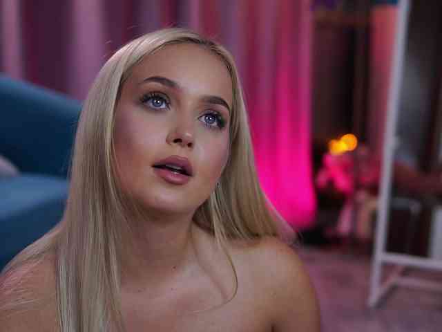 ElyssawetXX webcam