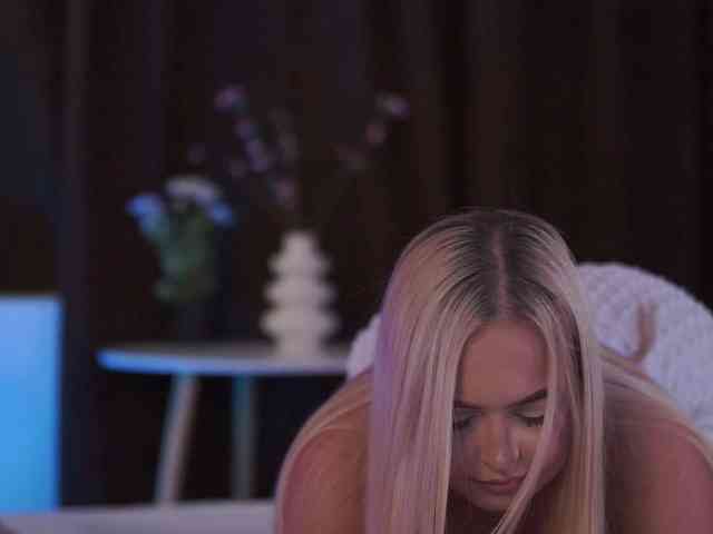 ElyssawetXX webcam
