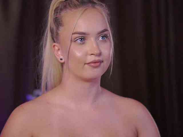 ElyssawetXX webcam