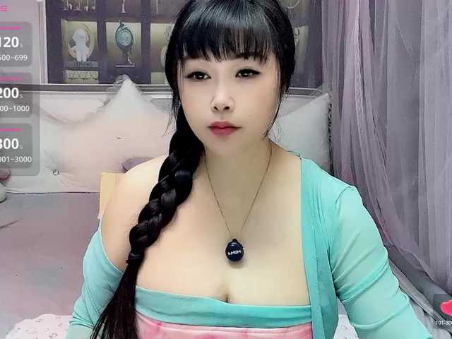 Wink-WeiWei live cam on BongaCams