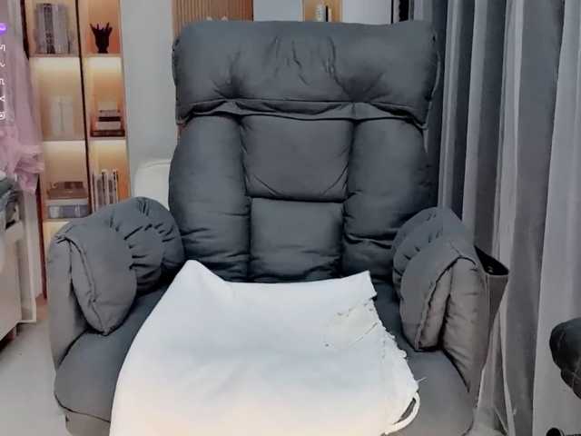 Wink-WeiWei, live now on BongaCams