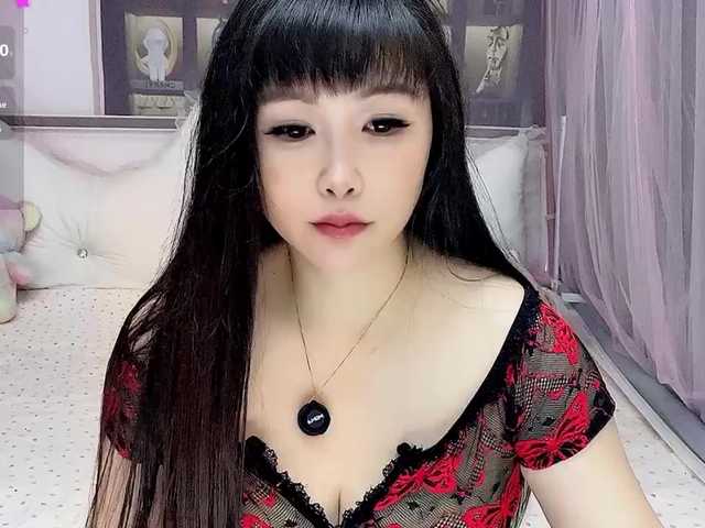 Wink-WeiWei live cam on BongaCams