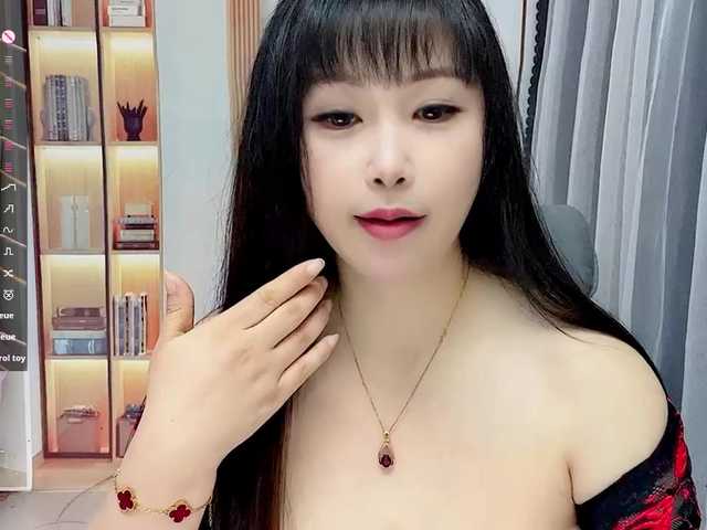 Wink-WeiWei live cam on BongaCams