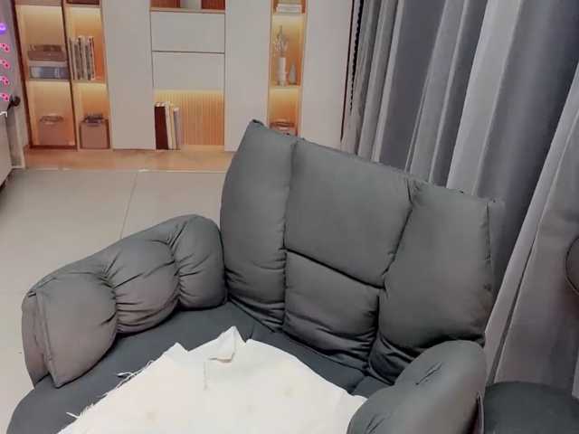 le modèle Wink-WeiWei est en webcam porno dans un show sur le site bongacams, il possède les tags suivants: Asian,Brunette,Trimmed