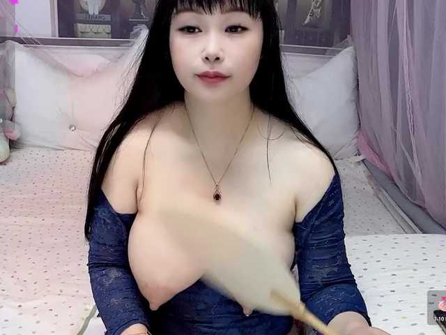 Wink-WeiWei live cam on BongaCams
