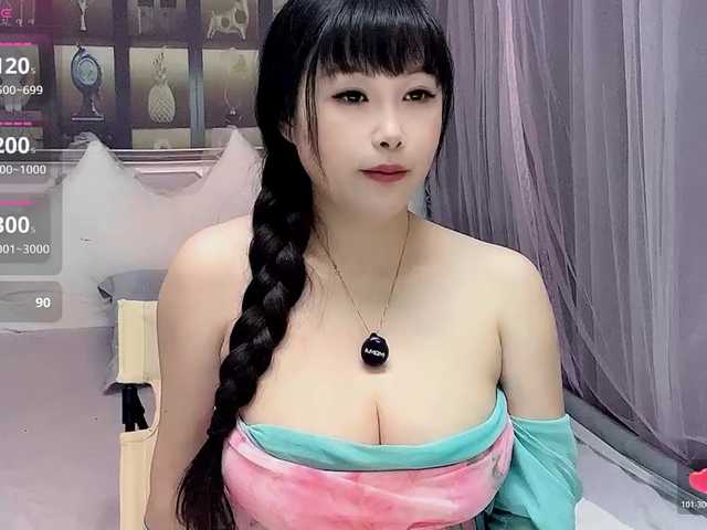 Wink-WeiWei