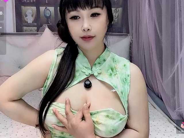 Wink-WeiWei