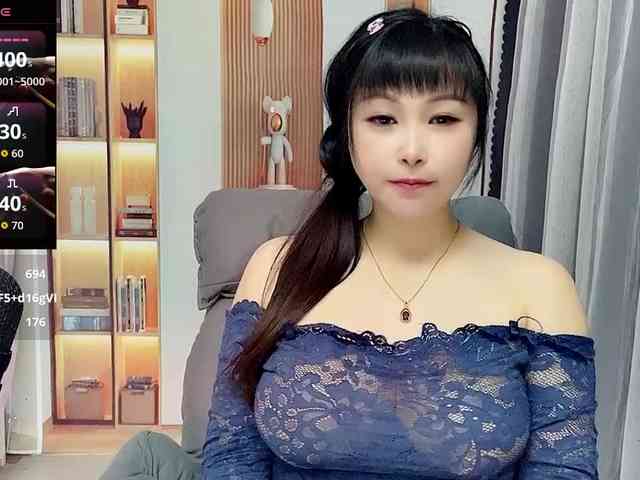 Wink-WeiWei