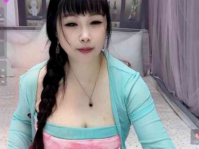 Wink-WeiWei