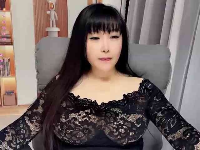 Wink-WeiWei