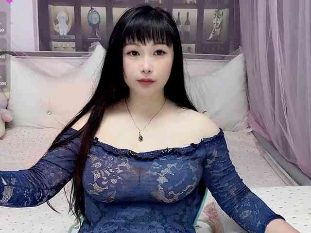 Wink-WeiWei