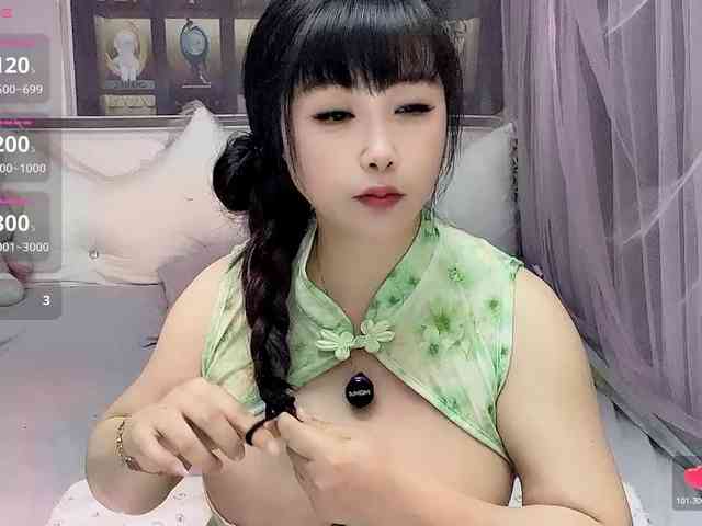Wink-WeiWei