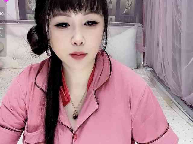 Wink-WeiWei