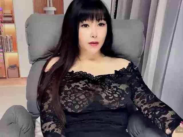 Wink-WeiWei