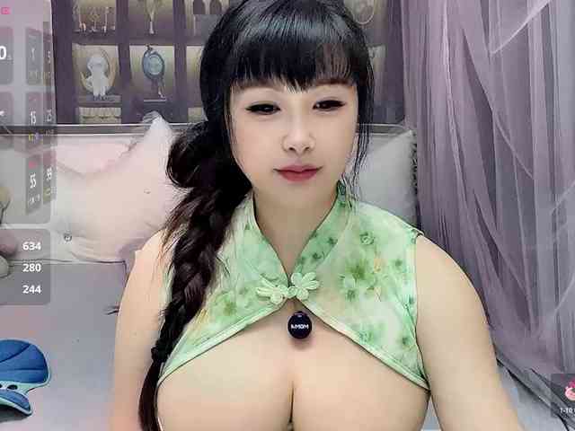Wink-WeiWei