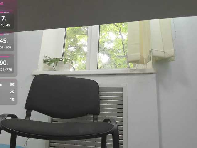 Lyalya7771 live cam on BongaCams