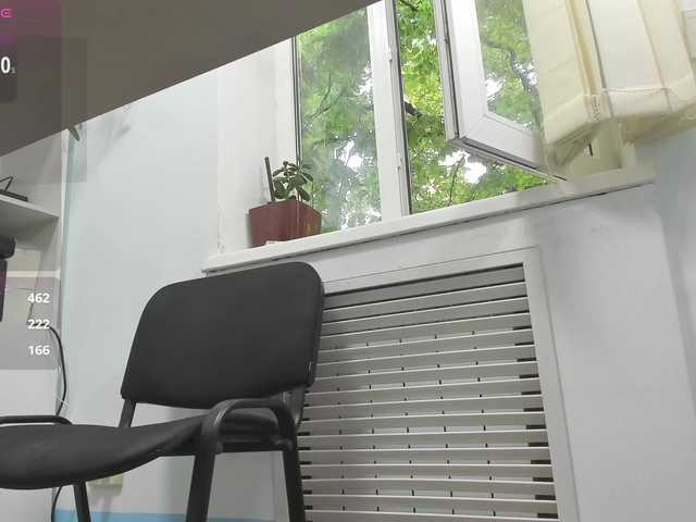 Lyalya7771 live cam on BongaCams