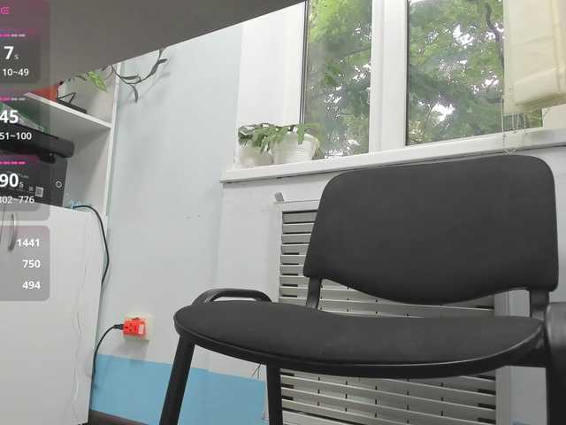 Lyalya7771 live webcam show