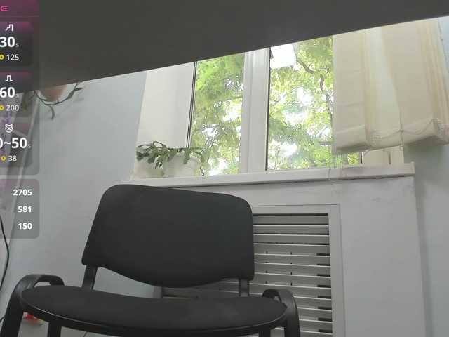 Lyalya7771 live webcam show