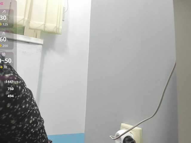 Lyalya7771 live cam on BongaCams