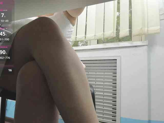 Lyalya7771 webcam