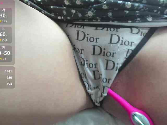 Lyalya7771 webcam