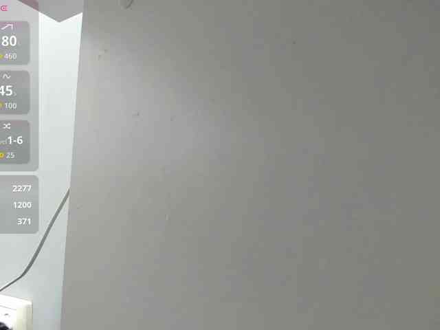 Lyalya7771 webcam