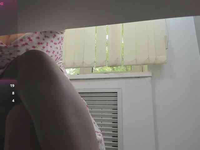 Lyalya7771 webcam