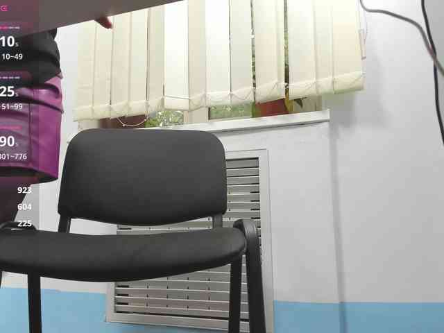 Lyalya7771 webcam