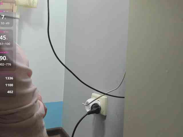 Lyalya7771 webcam