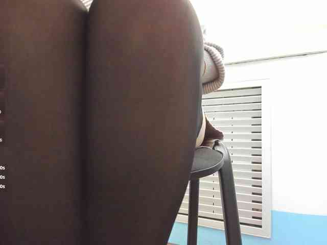 Lyalya7771 webcam