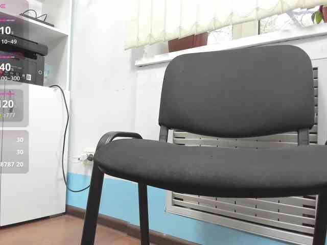 Lyalya7771 webcam