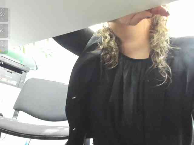 Lyalya7771 webcam