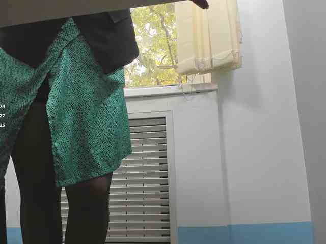 Lyalya7771 webcam