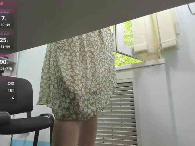 Lyalya7771 webcam