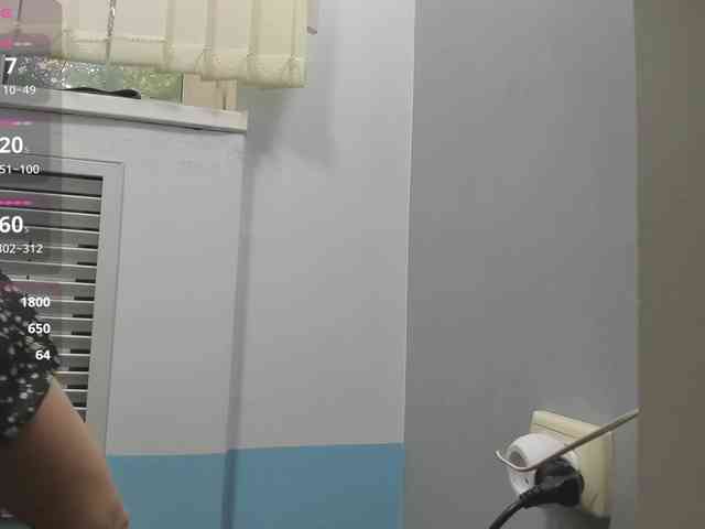 Lyalya7771 webcam