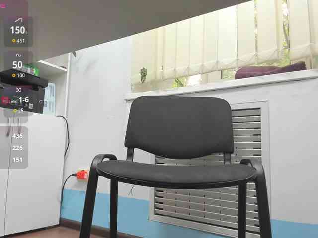 Lyalya7771 webcam