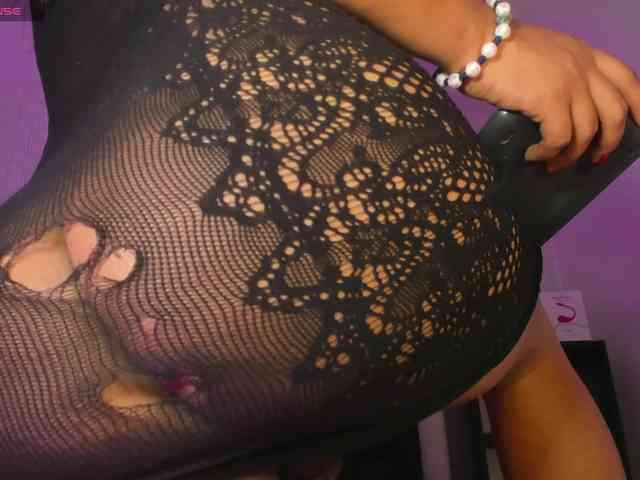 SelenaFox7 Live Webcam on BongaCams