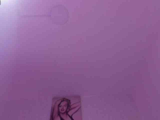 SelenaFox7 Sex Cam Show
