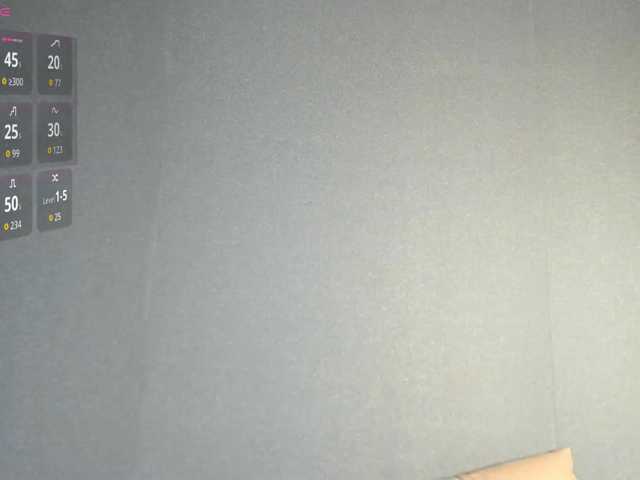 DanasWhsiper live cam on BongaCams