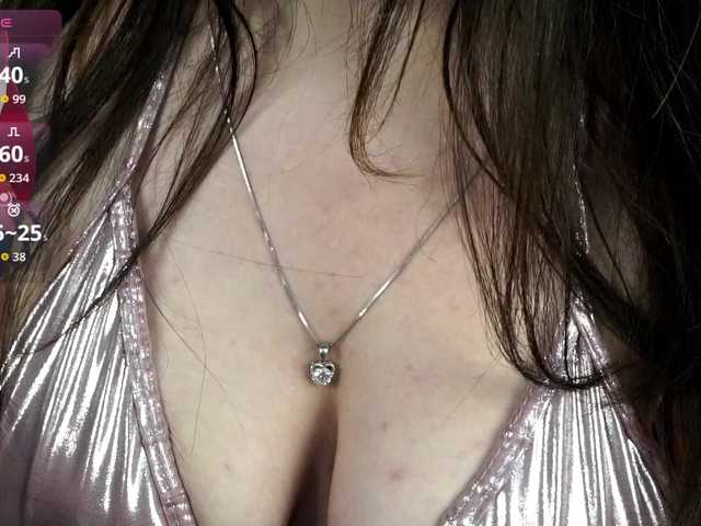 DanasWhsiper live cam on BongaCams
