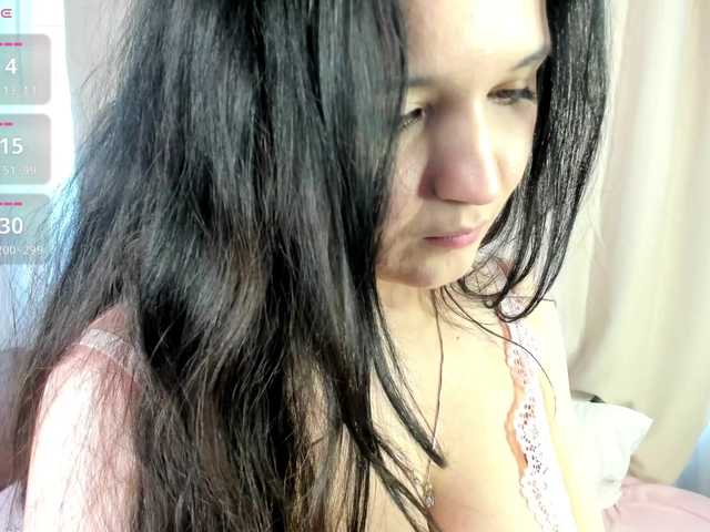 DanasWhsiper live cam on BongaCams
