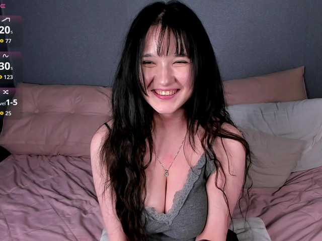 DanasWhsiper live cam on BongaCams