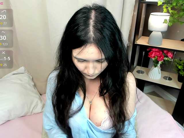DanasWhsiper live cam on BongaCams