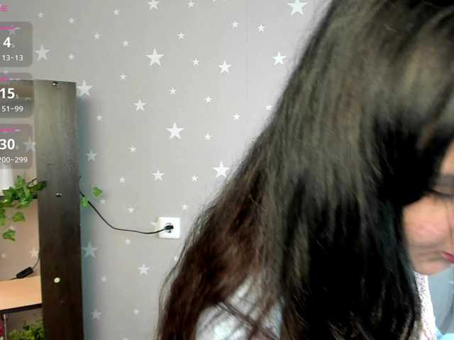 DanasWhsiper live cam on BongaCams