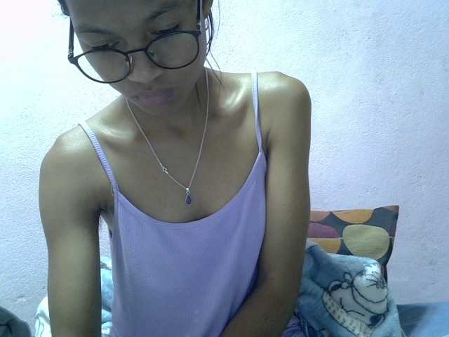 Yalane live cam on BongaCams