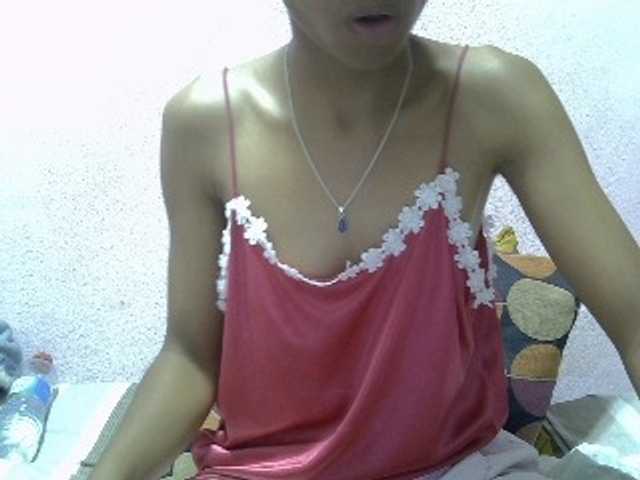 Yalane live cam on BongaCams