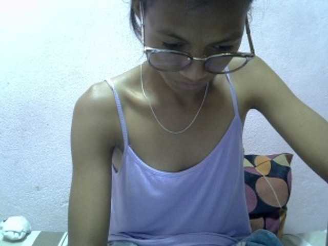 Yalane live cam on BongaCams