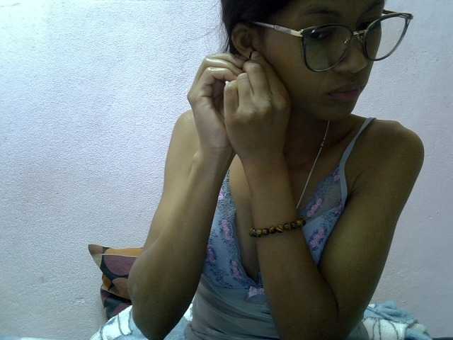 Yalane live cam on BongaCams