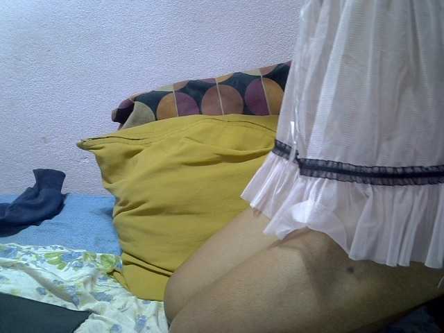 Yalane live cam on BongaCams